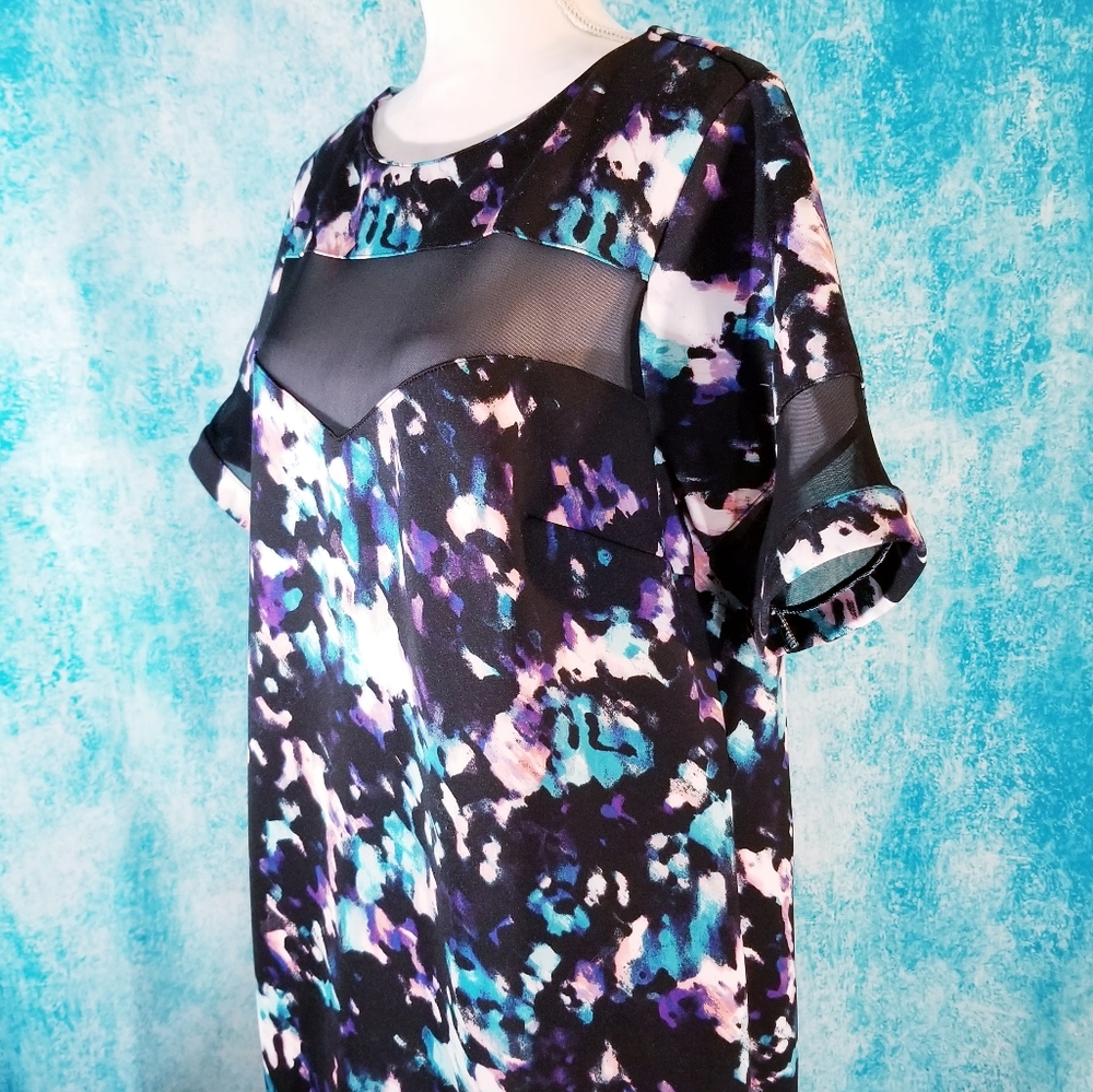 Boutique Abstract Sheer Mesh PeekaBoo Dress - Picture 8 of 12